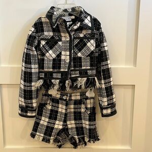 Ooh! La, La! Couture 3 piece short suit 3t